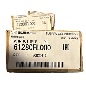 NEW OEM 17-19 SUBARU Crosstrek Exterior Trim-Belt W'strip Front Right 61280FL000